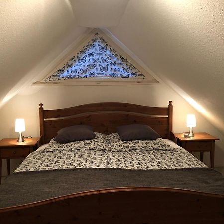 Gemuetliche 1 12-Zimmer Wohnung Hoisdorf Bagian luar foto
